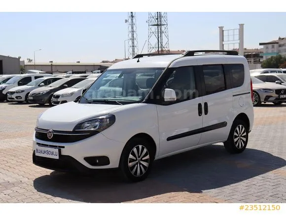 Fiat Doblo Doblo Combi 1.6 Multijet Premio Plus Image 1